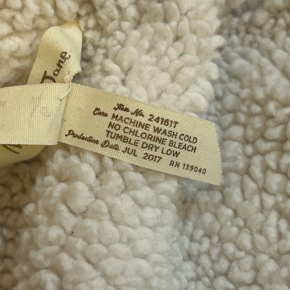 Matilda Jane Warm Hugs
Sherpa Sweater Vest - Picture 10 of 13